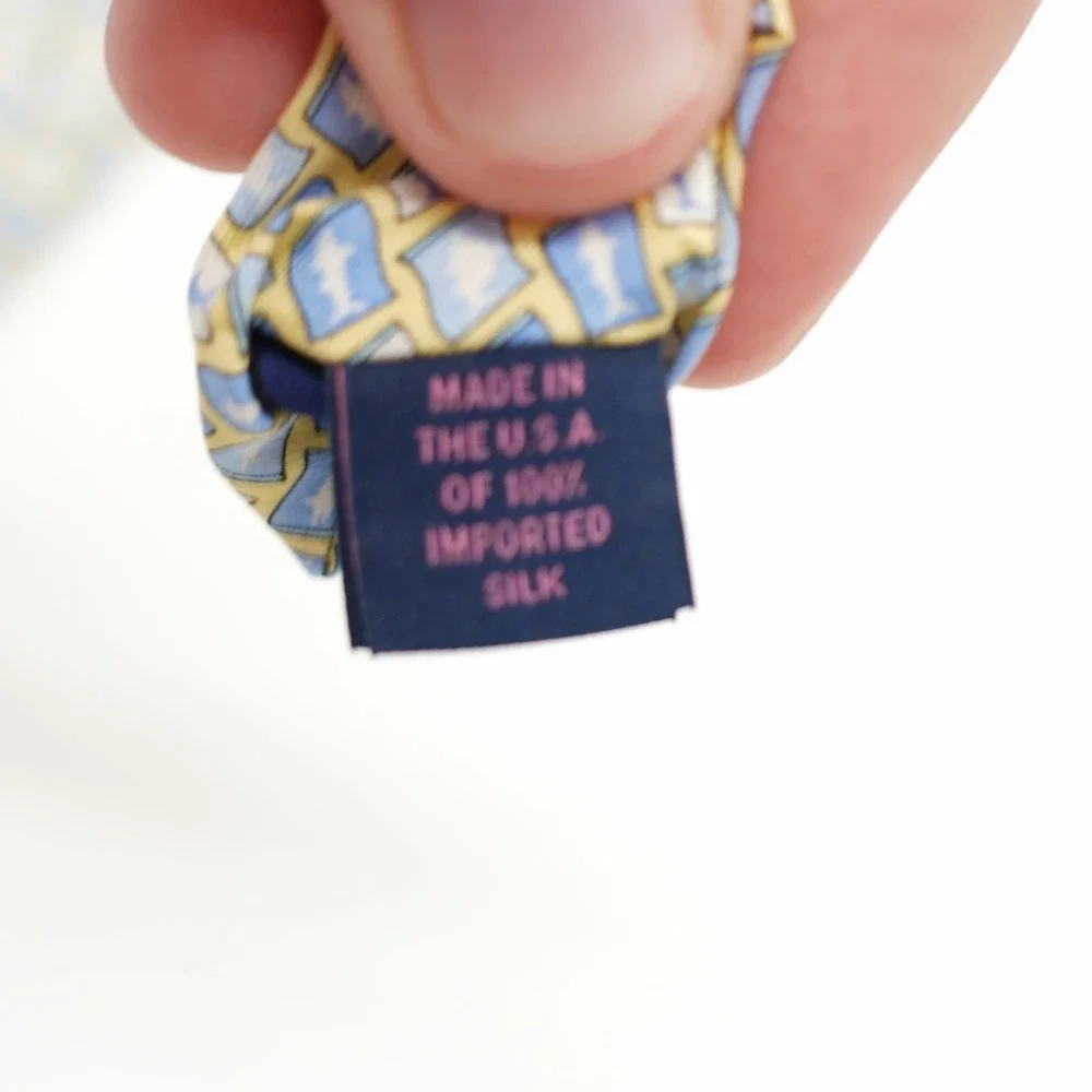 Vineyard Vines Martha's Vineyard Fish‎ Print Yellow Blue Boy's Silk Tie USA